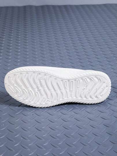 أحذية رياضية كاجوال نسائية بكعب شبكي أبيض، أحذية رياضية تنفس، متعددة الاستخدامات ، خفيفة الوزن بنعل ناعم ، أحذية الجري، وصول جديد