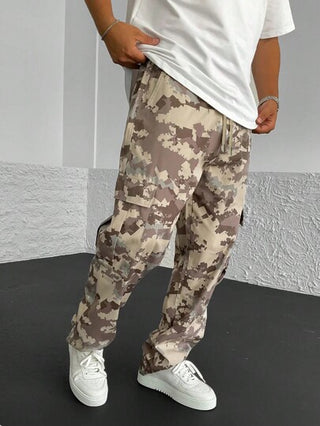 بنطلون رجالي كامو مع جيوب مطوية وخصر مرن برباط من مانفينيتي هوم