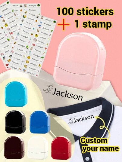 100 ملصق اسم و 1 ختم اسم مخصص للملابس أطفال مقاوم للماء باللون الأحادي ،أختام أسماء مخصصة للطلاب والاستخدام التجاري ، ختم توقيع خطي باليد ،ملصقات أسماء ، ختم أسماء DIY رسوم متحركة مخصصة ذاتي الحبر للطلاب للهدايا القرطاسية ،عيد الحب ،ديكور عيد الحب