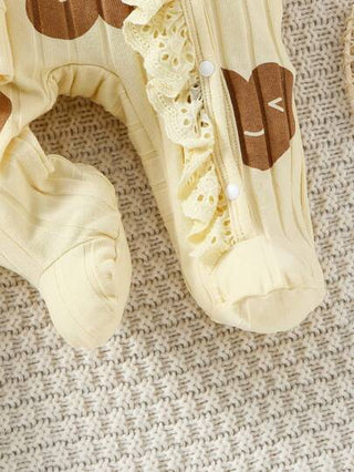 SHEIN طقم رومبير بأكمام طويلة مع شريط الرأس والقبعة بطبعة زهرية دانتيل للبنات حديثي الولادة