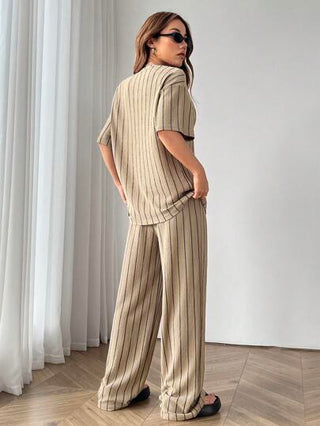 طقم حريمي قطعتين EZwear مجموعة تي شيرت رياضي فضفاض مخطط و بنطلون للنساء