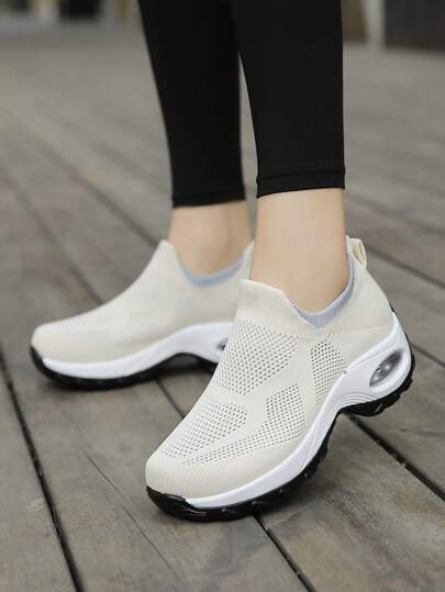 أحذية رياضية للرقص بفتحات تنفس قابلة للإنزلاق بمطاط مريحة للنساء