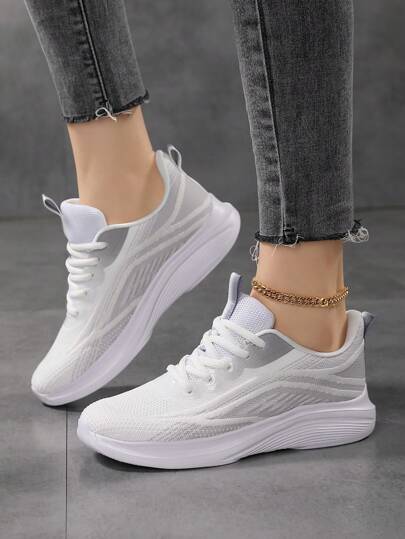 أحذية رياضية خفيفة الوزن قابلة للتنفس بتصميم أربعة فصول، أحذية جري براحة ناعمة للنساء، أحذية بفتحة أمامية دائرية مع ربطة