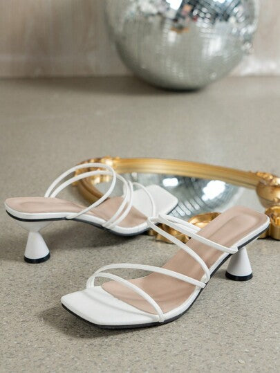 صنادل نسائية ذات كعب عالي مفتوحة من الأمام بتصميم بسيط ومريح، مجموعة صيف 2025 الجديدة