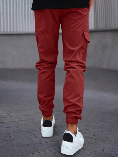 Manfinity LEGND بنطال جوغر بخصر مطاطي وجيوب بسحاب ملابس رجالية كاجوال