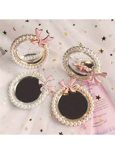 قطعة واحدة من حامل هاتف ملتصق مرصّع باللؤلؤ في شكل فيونكة مع مرآة - قاعدة عالمية مرنة للمكياج والهواتف الذكية متوافقة مع ايفون و أجهزة الأندرويد ، هدية لأعياد الميلاد ، العائلة ، الأصدقاء ، مقبض هاتف قابل للضغط والسحب ، حامل هاتف ، اكسسوارات الهاتف