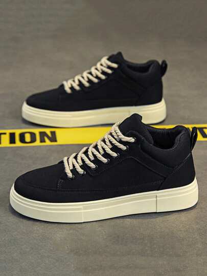 أحذية رياضية كاجوال بغلق رباط مريحة مضادة للإنزلاق، طراز ملابس الشارع الأنيقة للرجال، مناسبة للأنشطة الخارجية