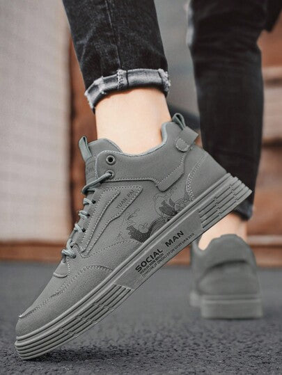 أحذية عمل مانعة للانزلاق ومضادة للماء للرجال عصرية ومتعددة الاستخدامات