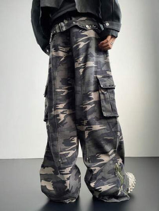 Manfinity Denimwave بنطال جينز قديم كامو بغسيل ريترو 2000 فضفاض و عملي للرجال، هدايا للزوج أو الحبيب