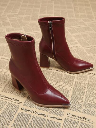 بوت حريمي ذات كعب عالي ضخم وأصبع حاد بلون أحمر موسم الخريف/الربيع 2025، بوت كاحل قصيرة متعددة الاستخدامات للخريف والشتاء