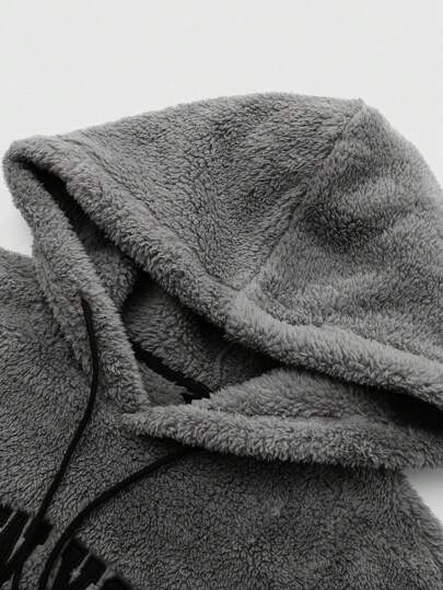 Manfinity Homme هوديSilm المقاس الكبير للرجال ذو طباعة حرفية واكتاف ساقطة مع سير تعديل، هودي كاجوال برقبة عالية للخروج في فصلي الخريف والشتاء، هدايا لأصدقاء وأزواج وأصدقاء