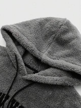 Manfinity Homme هوديSilm المقاس الكبير للرجال ذو طباعة حرفية واكتاف ساقطة مع سير تعديل، هودي كاجوال برقبة عالية للخروج في فصلي الخريف والشتاء، هدايا لأصدقاء وأزواج وأصدقاء