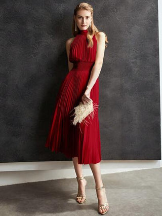 MOTF PREMIUM فستان طويل متجعد في الخصر بياقة حالكة مطوي