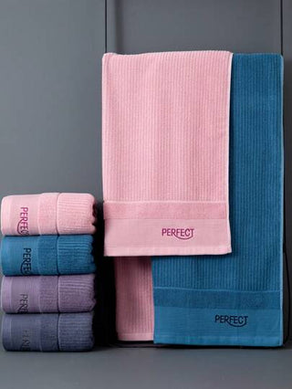 قطعة غسيل واحدة ، مطرزة بالحرف "PERFECT" ، مستطيل بمقاس 26.92 * 53.84 بوصة ، منشفة عادية أو للوجه/اليد بمقاس 13.07 * 28.84 بوصة ، سريعة الجفاف وماصة ناعمة ، مناسبة للحمام والفندق والصالة الرياضية والسفر ، هدية عطلة