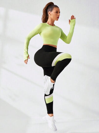 SHEIN Sport Studio بدلة رياضية نسائية عالية المرونة مع تصميم الألوان المتباينة ،طقم ملابس رياضية للنساء