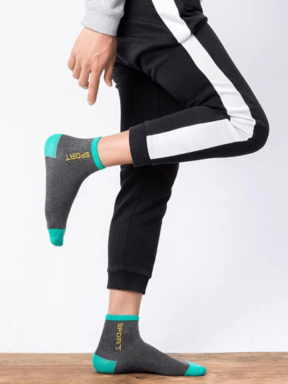 5/10/20 زوج جورب رياضي رجالي ذو رقبة دائرية لون سادة مطبوع عليه حرف، ماص للرطوبة وخفيف الوزن، مريح ناعم، طراز كاجوال مناسب للاستخدام اليومي لكافة الفصول