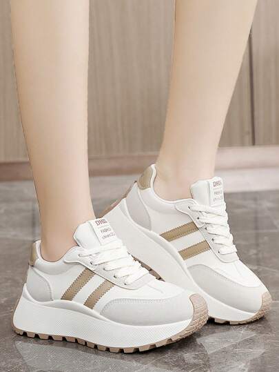 أحذية نساء رياضية ربيع صيف 2024 الجديدة، أحذية رياضية سميكة القاعدة تنفس عادية، أحذية متعددة الاستخدامات مانعة للانزلاق