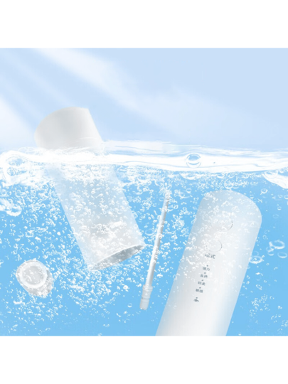 Panasonic جهاز إرواء فموي محمول قابل للطي من باناسونيك EW-DJ33، موديل مقاوم للماء لون أبيض، خيط تنظيف الأسنان المريح للاستخدام المنزلي والسفر قطعة واحدة