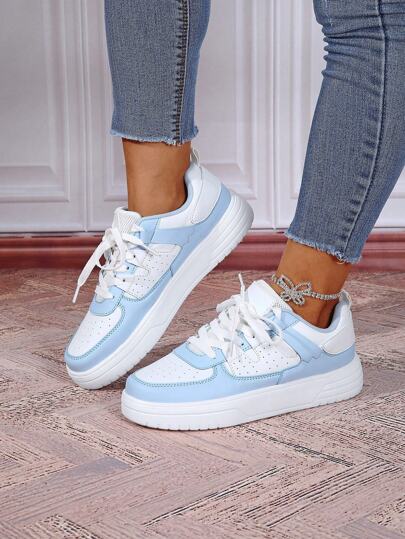 أحذية رياضية كاجوال بلون أحادي أنيقة