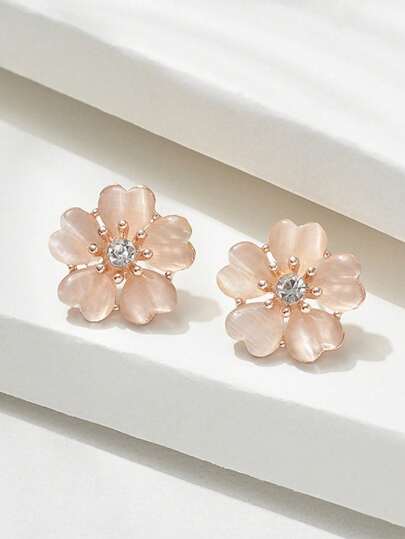 طقم قلادة وأقراط مرصع بإكليل الزهرة وعين القط الأنيق مجموعة واحدة