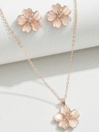 طقم قلادة وأقراط مرصع بإكليل الزهرة وعين القط الأنيق مجموعة واحدة