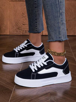 DareSee أحذية رياضية كاجوال منخفضة القمة من الدانتيل للنساء - خفيفة الوزن ومريحة - تصميم ملون عصري مناسب لموسيقى المهرجانات وحفلات Y2K