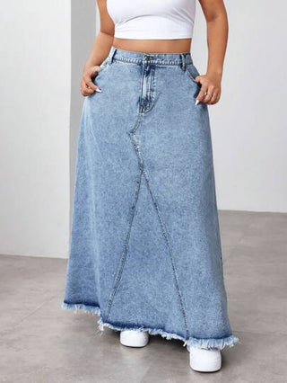 EZwear تنورة جينز كاجوال مقاس كبير مع جيب مزخرف بفراشة