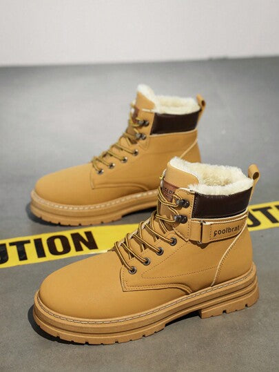 بوت ثلجية شتوية جديدة موديل 2024 رجالية بمقاسات كبيرة، الأذن بطانة ناعمة دافئة ، بوت رياضية عالية الرقبة شاملة ، بوت كاجوال ، بوت جلدية عالية الجودة ، مانعة لالانزلاق ، كعب مسطح