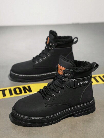 بوت ثلجية للرجال مقاسات كبيرة موديل 2024 للشتاء، ذات قاع سميك مبطن بالفرو ودافئة، بوت رياضية عالية الكاحل متعددة الاستخدامات، بوت ركوب جلدية كاجوال للرجال، مريحة وغير انزلاقية