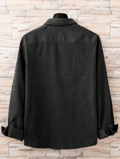 Manfinity Hypemode قميص كاجوال رجالي فضفاض بطباعة حرفية بأكمام طويلة، ربيع وخريف