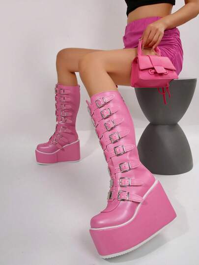 بوت شتوية نسائية على شكل كعب أسود عصري مزين بمشبك، كاجوال، خفيفة الوزن، عصرية وجذابة