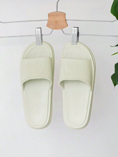 نعل حذاء نسائي صيفي، حذاء داخلي ناعم لغرفة الاستحمام والمنزل غير قابل للانزلاق، حذاء شاطئ خفيف ومريح للرجال والنساء والأزواج.