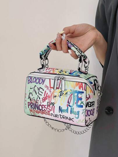 حقائب كتف كبيرة السعة للسيدات بطباعة الرسم الجرافيتي الأنيقة ، الربيع