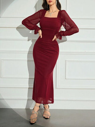 Modelyn فستان سهرة طويل أنيق للنساء بأكمام طويلة ياقة مربعة مطوي بلون أحمر غامق