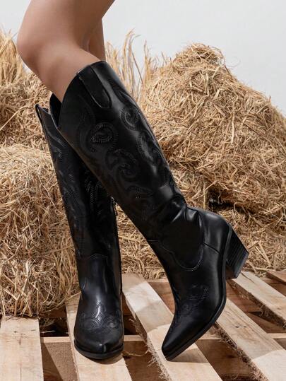 حذاء نسائي للخريف والشتاء بطراز غربي مطرز، حذاء جلد مع سوستة جانبية، أصبع قدم مدبب وكعب سميك، حذاء كاجوال متوسط الساق، حذاء فوق الركبة، باللون الأسود، يناسب لارتداء مع فستان السترة