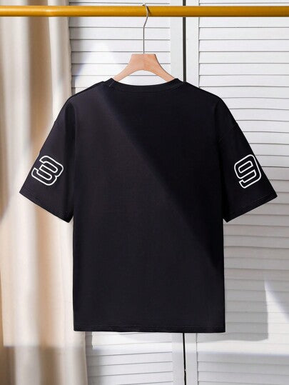 SHEIN تي شيرت كاجوال بطاقم رقبة بأكمام قصيرة وطباعة حروف للمراهقين الذكور