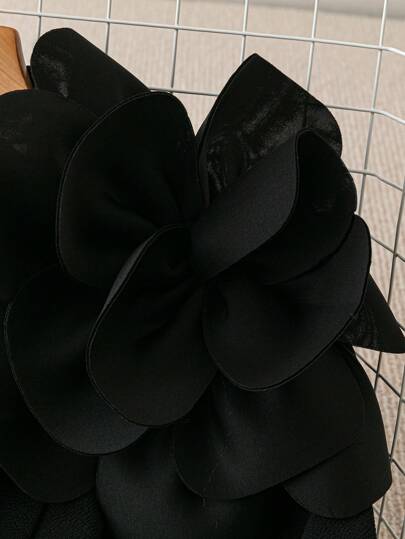 SHEIN Clasi بدلة نسائية مكونة من ملابس علوية بأزرار أمامية طويلة الأكمام وطوق عنق مزينة بزهور ثلاثية الأبعاد باللون الأحادي وبنطلون