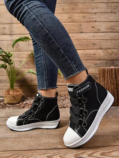 أحذية رياضية كاجوال بيضاء للنساء ذات كعب سميك وخفيفة الوزن، قابلة للتنفس، موضة وشاملة من القماش المستخدم في الكعب