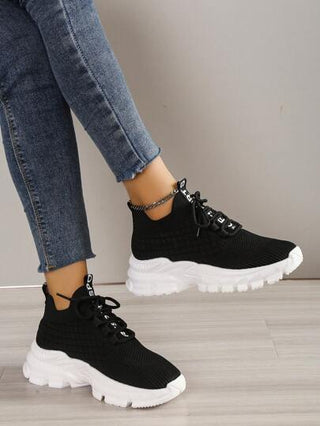 24 حبة حذاء رياضة خفيف الوزن للنساء بنقشة أحرف اللون الكتلي، أحذية جري سريع على الطريق، موديل جديد