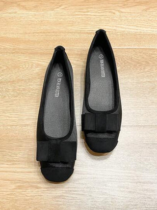 أحذية نسائية ذات أصبع مربع منخفض الباط ، أحذية سهلة الارتداء بفيونكة ، وأحذية سوداء مسطحة متعددة الاستخدامات