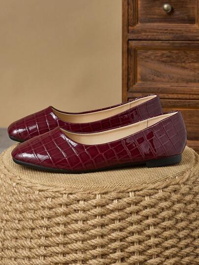 أحذية نسائية أنيقة ذات نقشات بارزة قامة، صلبة اللون بأصبع مربع مريحة، ريترو فرنسي للارتداء بالمكتب