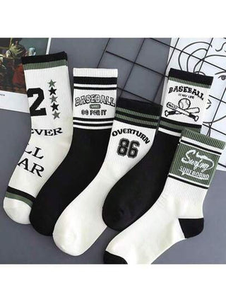 5 أزواج من جوارب رجالية قصيرة إلى منتصف الساق، جوارب شتوية وخريفية طويلة موضة للرجال بالأبيض والأسود وحروف الرياضة الرجالية أو جوارب السلة