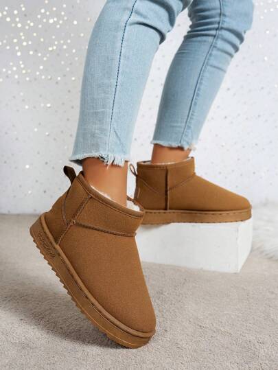 بوت نسائية موسمية بطبقة أساس ، بوت رياضية كاجوال سميكة القاع ذات كعب ويدج ، بوت للمشي في الأماكن المفتوحة ، بوت شتوية مبطنة دافئة ذات أنبوب قصير لأحجام كبيرة ، بوت ثلج سهلة البني المبسط ، بوت سهلة الارتداء