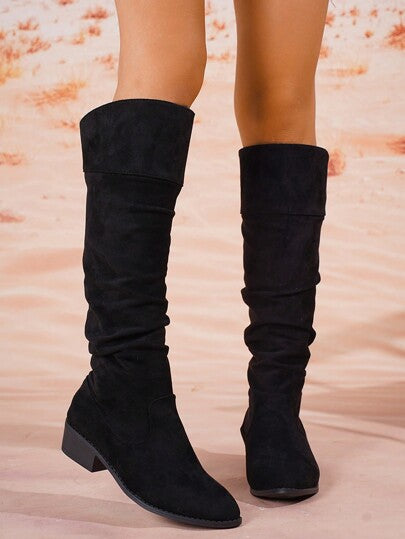 بوت طويلة مدببة الأصابع من القماش المدَلَّك الصناعي للسيدات، تصميم متجعد لأعلى الركبة، بوت أنيقة وبسيطة وسهلة التنسيق للموضة، برقبة قصيرة وكعب سميك مناسبة لجميع المواسمرمضان