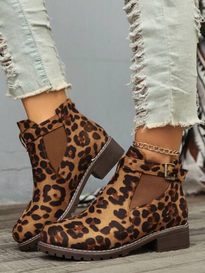 بوت قصيرة نسائية مقاس كبير مع طبعة نمر للموضة الخريفية ، بوت تشيلسي قصيرة خفيفة الوزن بطراز أوروبي رجعي متعدد الاستخدامات بكعب سميك وأصبع حاد ، تتناسق مع السترات