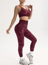 SHEIN Sport Gameset طقم ملابس رياضية للنساء بتوب كشكش ظهر ذو لون واحد وبنطلون جاكار بطبعة الكاموفلاج لياقة بدنية لعام الصينى الجديد، مجموعة تمرين للنساء