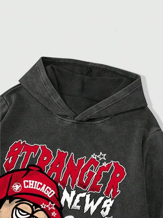 ROMWE MEN Street Life هودي كاجوال طويل الأكمام مطبوع بشعارات وشخصيات كرتونية للرجال، خريف وشتاء