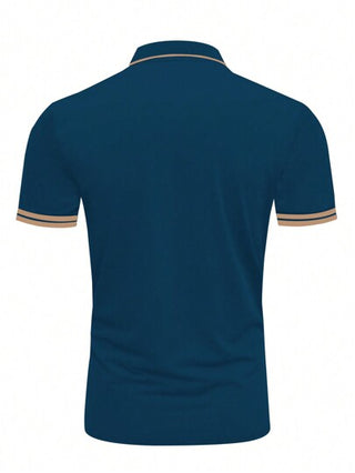 Manfinity Homme قميص بولو للرجال بأكمام قصيرة وطباعة حرفية وشرائط، مناسب للارتداء اليومي والتنقل