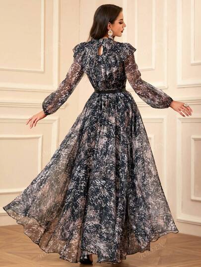 فستان طويل أنيق للنساء بطباعة نمر ذو ياقة مستديرة مع إكسسوارات كشكش وحزام