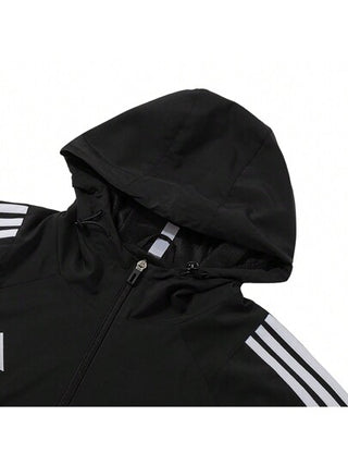 Adidas TIRO24 WB سترة منسوجة بغطاء للرأس للرجال سترة رياضية مريحة للجري والتدريب IM8806